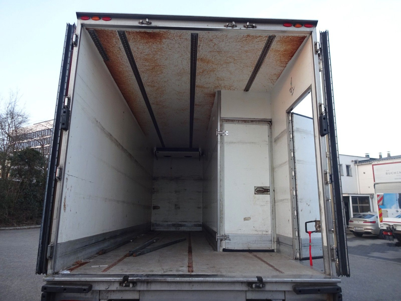 Refrigerator truck DAF LF 230, 12 T, LBW, Türen, Klima, Automat, Kamera: picture 8 Refrigerator truck DAF LF 230, 12 T, LBW, Türen, Klima, Automat, Kamera: picture 8