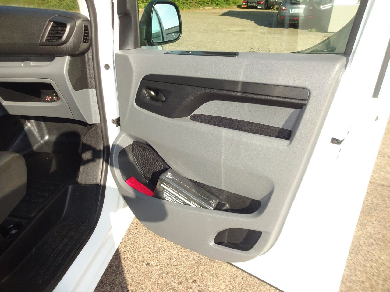 Small van Opel Vivaro Kasten L1H1, Klima, PDC,: picture 14 Small van Opel Vivaro Kasten L1H1, Klima, PDC,: picture 14