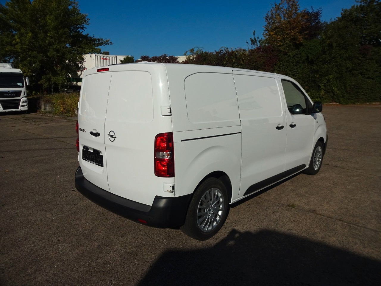 Small van Opel Vivaro Kasten L1H1, Klima, PDC,: picture 7 Small van Opel Vivaro Kasten L1H1, Klima, PDC,: picture 7