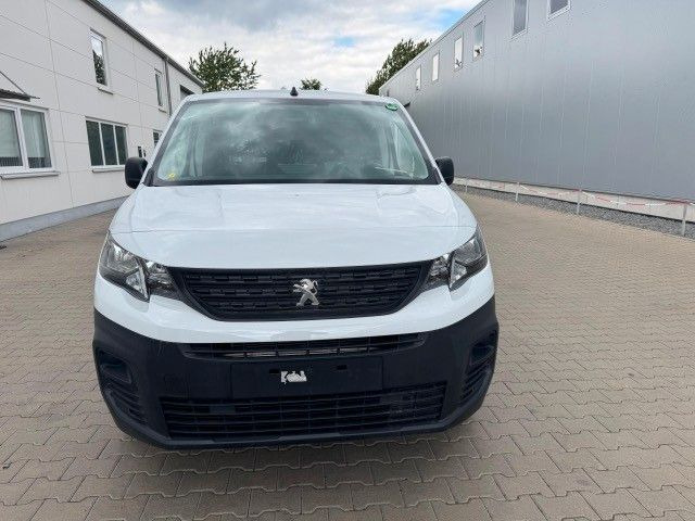 Peugeot Partner Premium Elektro L3H1, 100 kW - Passenger van, Electric van: picture 2 Peugeot Partner Premium Elektro L3H1, 100 kW - Passenger van, Electric van: picture 2