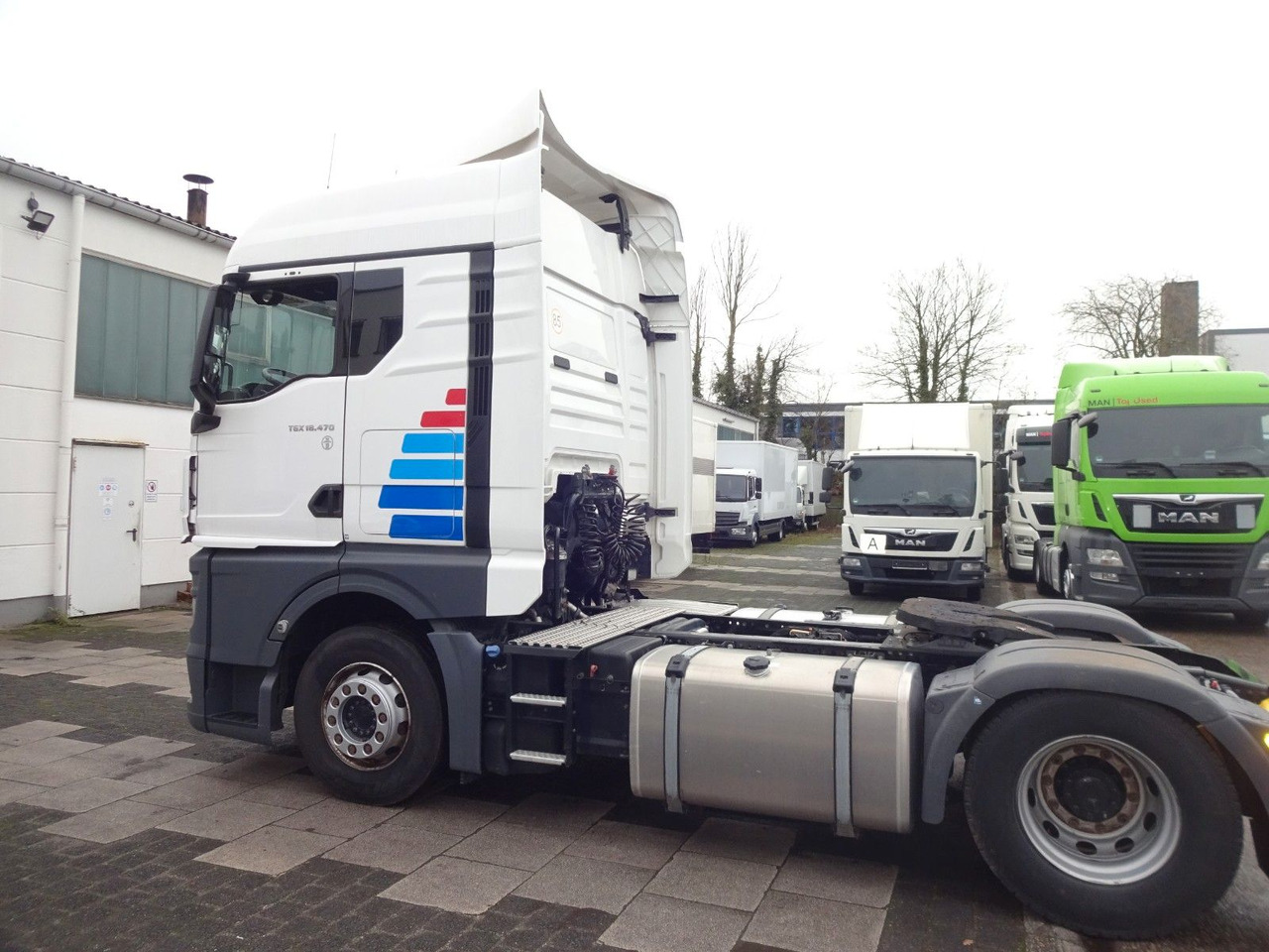 MAN TGX 18.470, XLX, Retarder, ACC, 2 x Tank - Tractor unit: picture 5 MAN TGX 18.470, XLX, Retarder, ACC, 2 x Tank - Tractor unit: picture 5