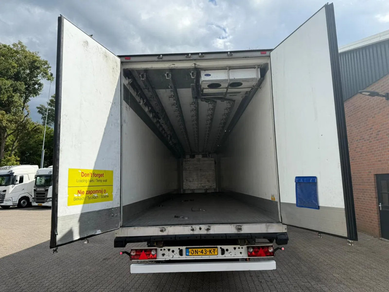 Schmitz Cargobull SKO 24 5x Meatrails Rohrbahnen Fleisch Carrier Vector 1950MT Let op!! vol met haken - Isothermal semi-trailer: picture 5 Schmitz Cargobull SKO 24 5x Meatrails Rohrbahnen Fleisch Carrier Vector 1950MT Let op!! vol met haken - Isothermal semi-trailer: picture 5