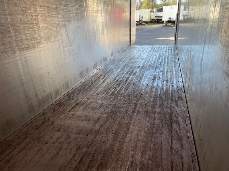 Walking floor semi-trailer Stas S300ZX 10.5M 70m3 Agrar Liftas SAF Agri: picture 11