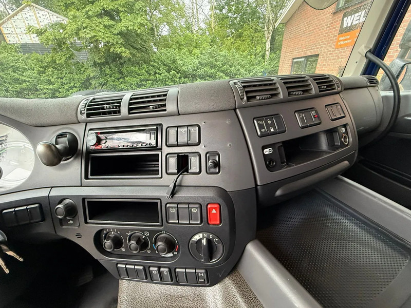DAF CF 400 Space Cab side ACC 4x2 615.010KM NL Truck - Tractor unit: picture 5 DAF CF 400 Space Cab side ACC 4x2 615.010KM NL Truck - Tractor unit: picture 5