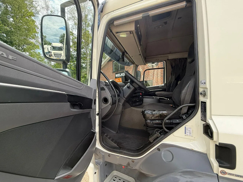 DAF CF 440 4X2 Space Cab Side skirts ACC NL Truck leasing DAF CF 440 4X2 Space Cab Side skirts ACC NL Truck: picture 13