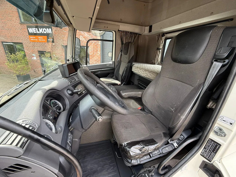 DAF CF 440 4X2 Space Cab Side skirts ACC NL Truck leasing DAF CF 440 4X2 Space Cab Side skirts ACC NL Truck: picture 14