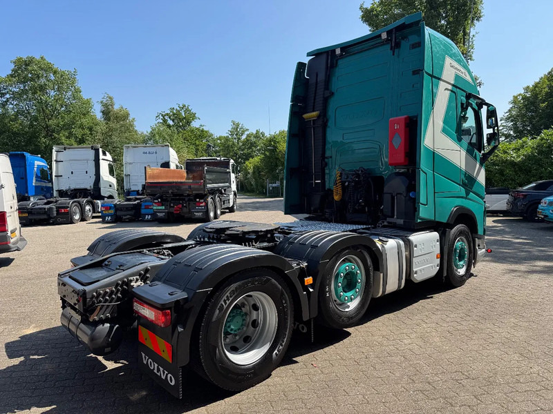 Volvo FH 500 Globetrotter XL ADR! 305.330KM! Gestuurde Voorloopas 2x tank APK 03/2026 - Tractor unit: picture 3 Volvo FH 500 Globetrotter XL ADR! 305.330KM! Gestuurde Voorloopas 2x tank APK 03/2026 - Tractor unit: picture 3