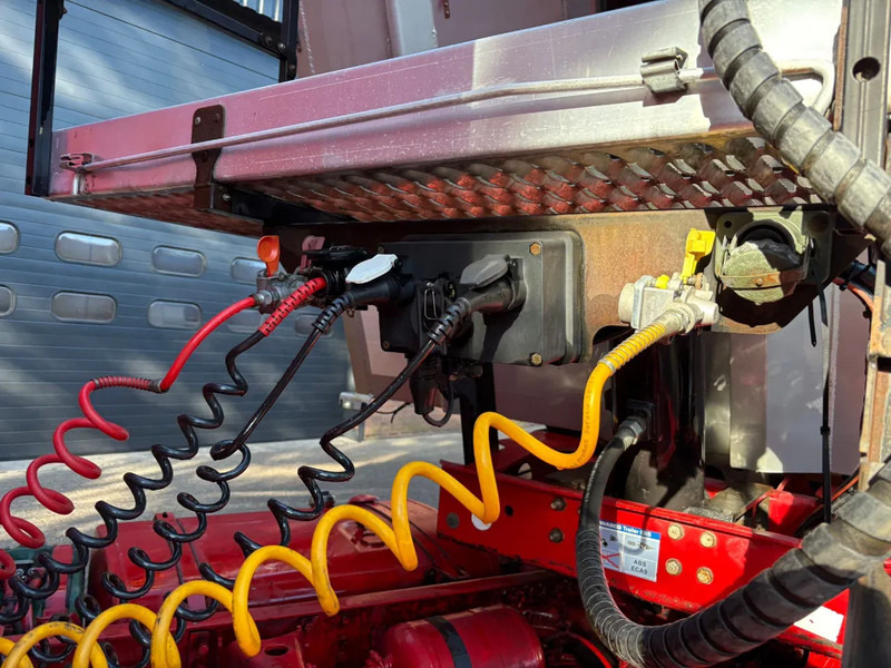 Wielton 45m3 Kipper Liftas Automatisch afdekzeil SAF Schijfremmen APK 12-2025 - Tipper semi-trailer: picture 4 Wielton 45m3 Kipper Liftas Automatisch afdekzeil SAF Schijfremmen APK 12-2025 - Tipper semi-trailer: picture 4