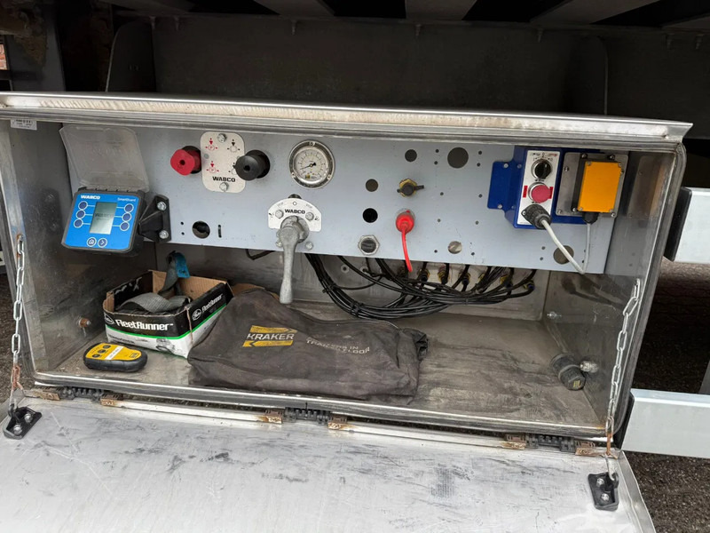 Kraker CF-ISO Koel / Walkingfloor Thermo King SLX 400 Alcoa's - Isothermal semi-trailer: picture 3 Kraker CF-ISO Koel / Walkingfloor Thermo King SLX 400 Alcoa's - Isothermal semi-trailer: picture 3