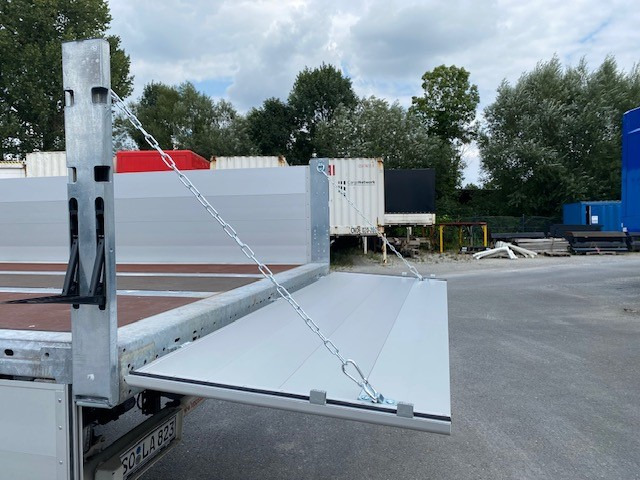 Kögel BDF-System, 7.450 mm lang, mit Heckklappe - Flatbed body: picture 5 Kögel BDF-System, 7.450 mm lang, mit Heckklappe - Flatbed body: picture 5