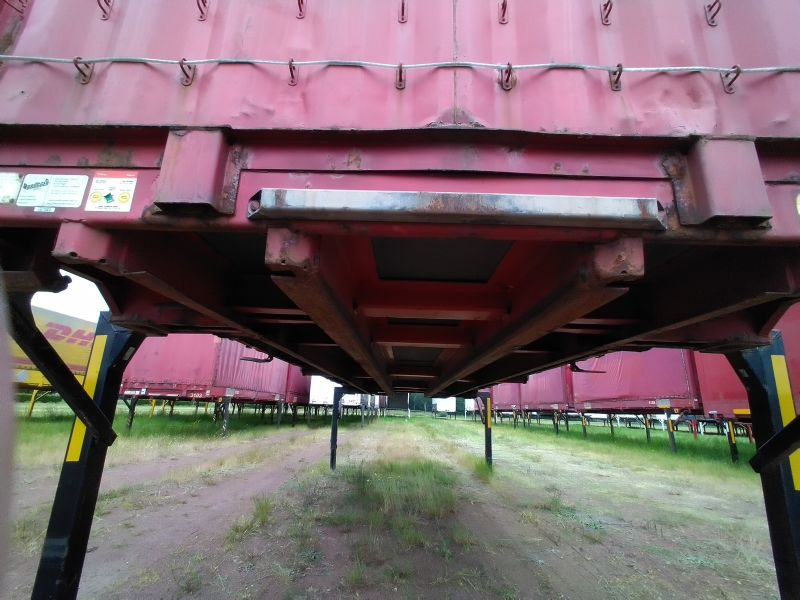 Krone Wechselpritsche mit Bordwänden und Plane, BDF-System, 7.450 mm lang. - Curtainside swap body: picture 1 Krone Wechselpritsche mit Bordwänden und Plane, BDF-System, 7.450 mm lang. - Curtainside swap body: picture 1