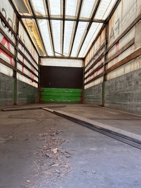 Krone niedrige Türen, Farbe: rot - Curtainside swap body: picture 2 Krone niedrige Türen, Farbe: rot - Curtainside swap body: picture 2