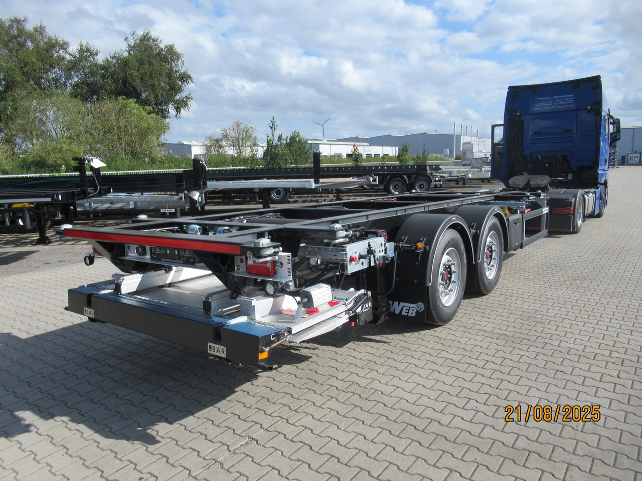 System Trailers BDF-System, Standard ohne Zulassung, mit Ladebordwand - Closed box trailer: picture 1 System Trailers BDF-System, Standard ohne Zulassung, mit Ladebordwand - Closed box trailer: picture 1