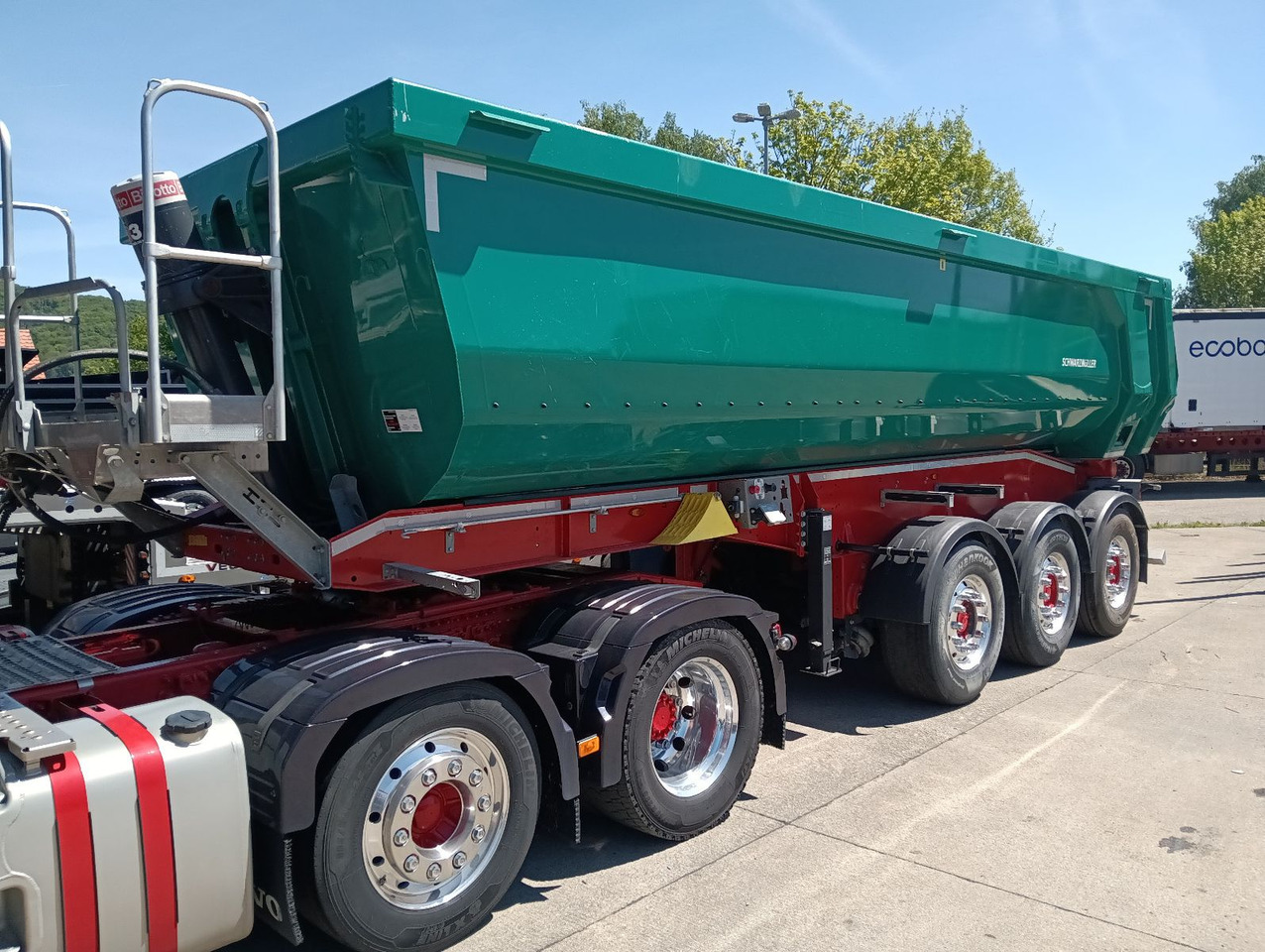 Schwarzmüller 3-A ALU-MULDE mHARDOX ALCOA 25m3 SAF 5420kgPlane - Tipper semi-trailer: picture 2 Schwarzmüller 3-A ALU-MULDE mHARDOX ALCOA 25m3 SAF 5420kgPlane - Tipper semi-trailer: picture 2