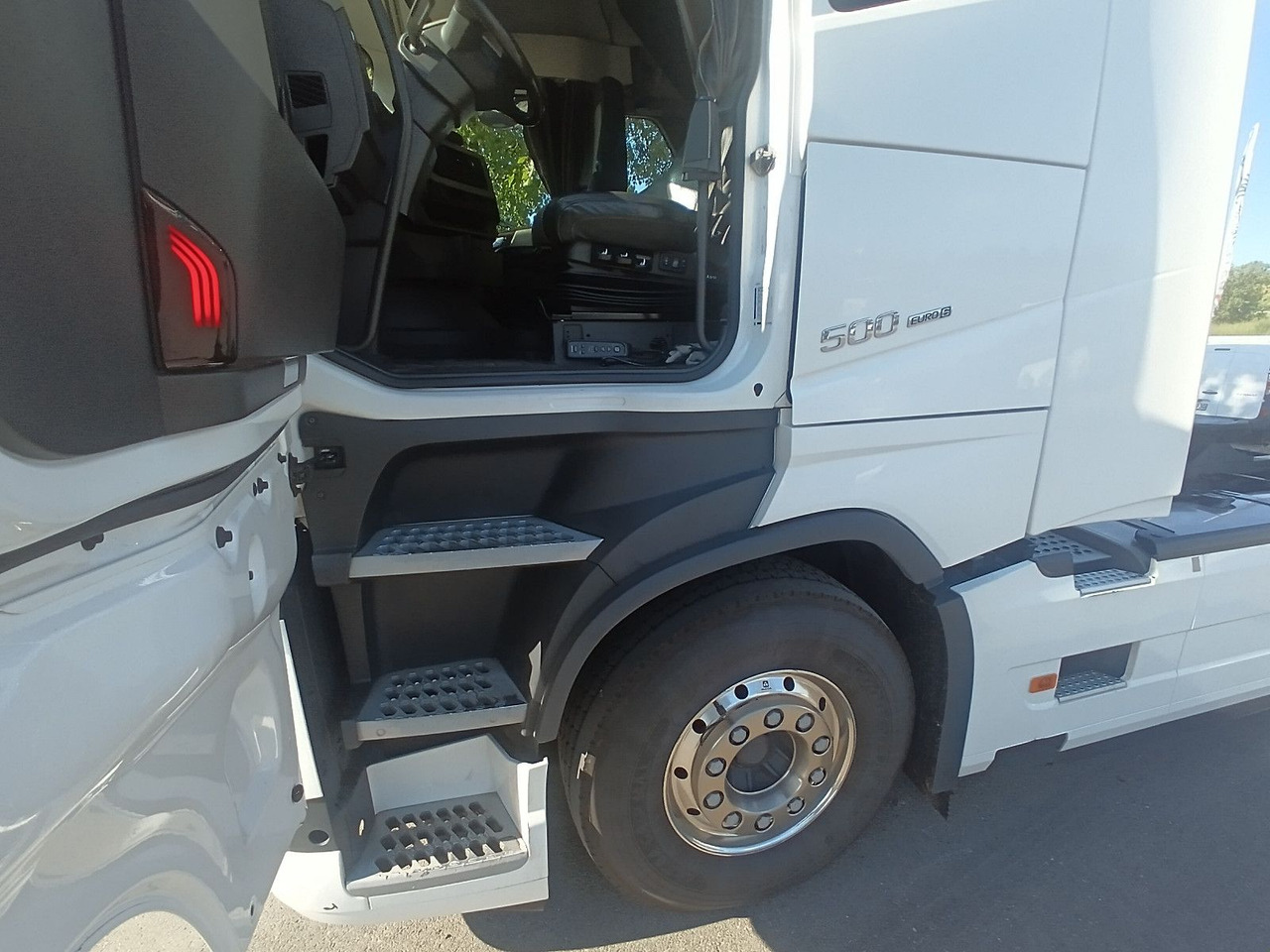 Volvo FH 500 4x2T Globe RETARDER FullOption Air/Air - Tractor unit: picture 5 Volvo FH 500 4x2T Globe RETARDER FullOption Air/Air - Tractor unit: picture 5