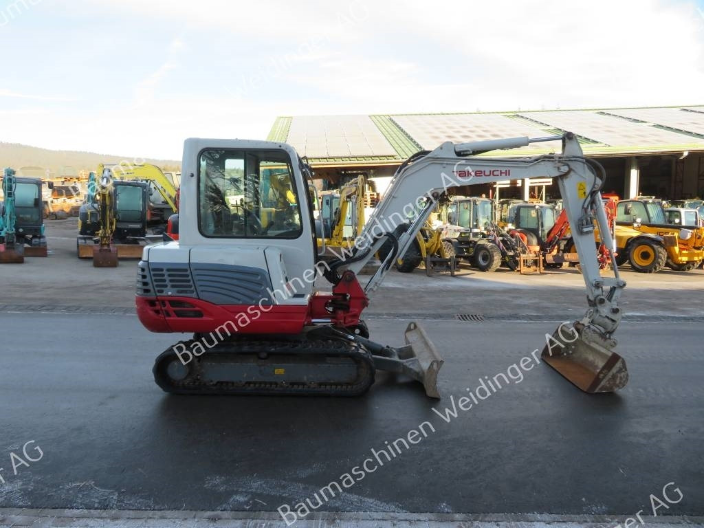 Takeuchi TB 235 - Mini excavator: picture 2 Takeuchi TB 235 - Mini excavator: picture 2