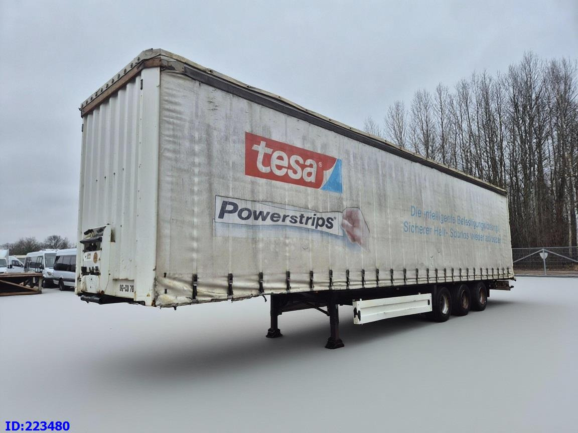 KRONE SDP 27 - Curtainsider semi-trailer: picture 1 KRONE SDP 27 - Curtainsider semi-trailer: picture 1