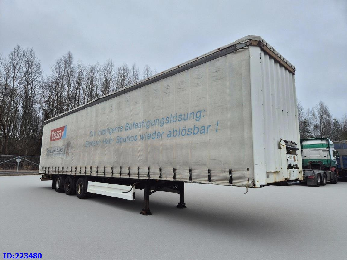 KRONE SDP 27 - Curtainsider semi-trailer: picture 4 KRONE SDP 27 - Curtainsider semi-trailer: picture 4