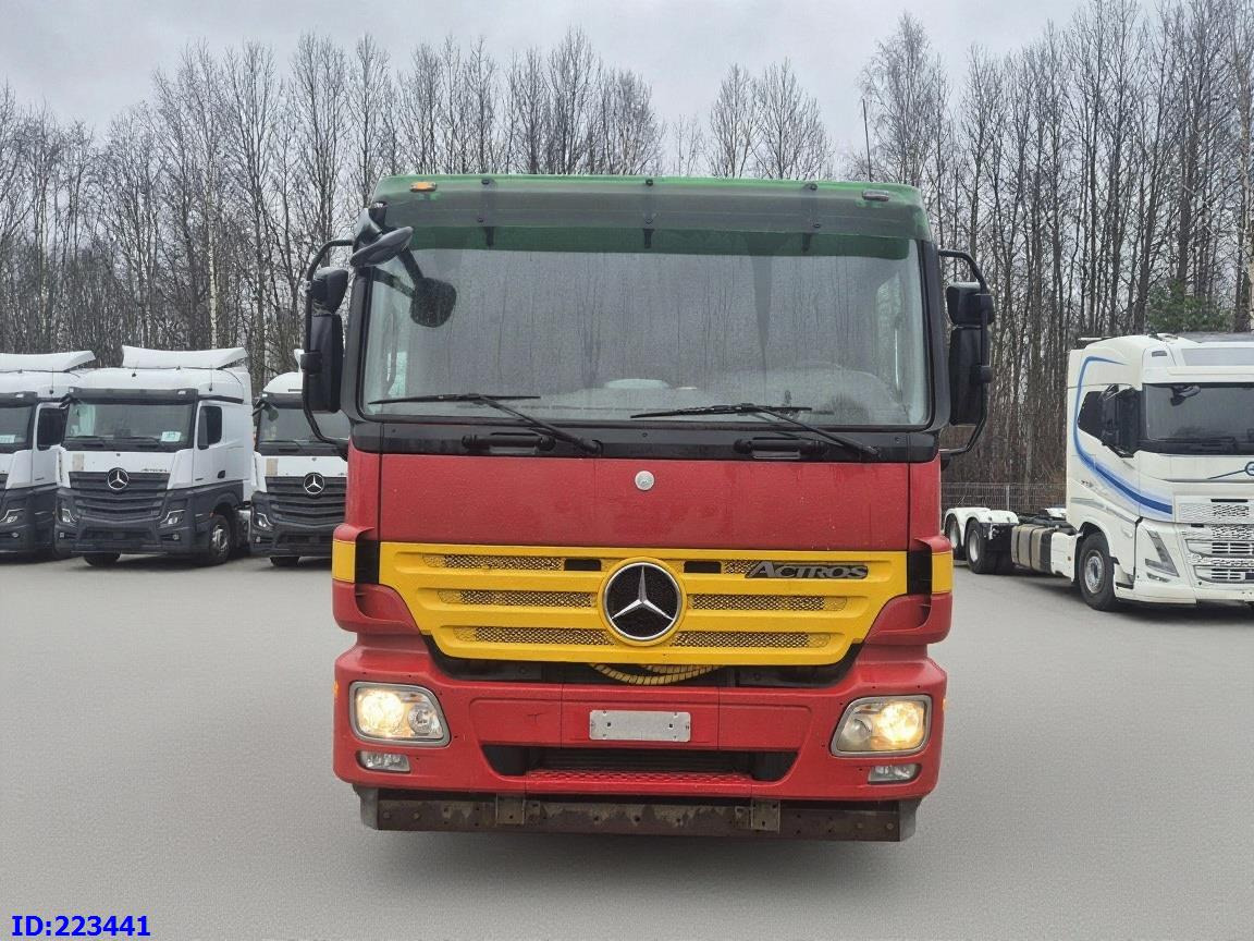 MERCEDES-BENZ Actros 2636 6X4 (3pedals) - Cab chassis truck: picture 2 MERCEDES-BENZ Actros 2636 6X4 (3pedals) - Cab chassis truck: picture 2