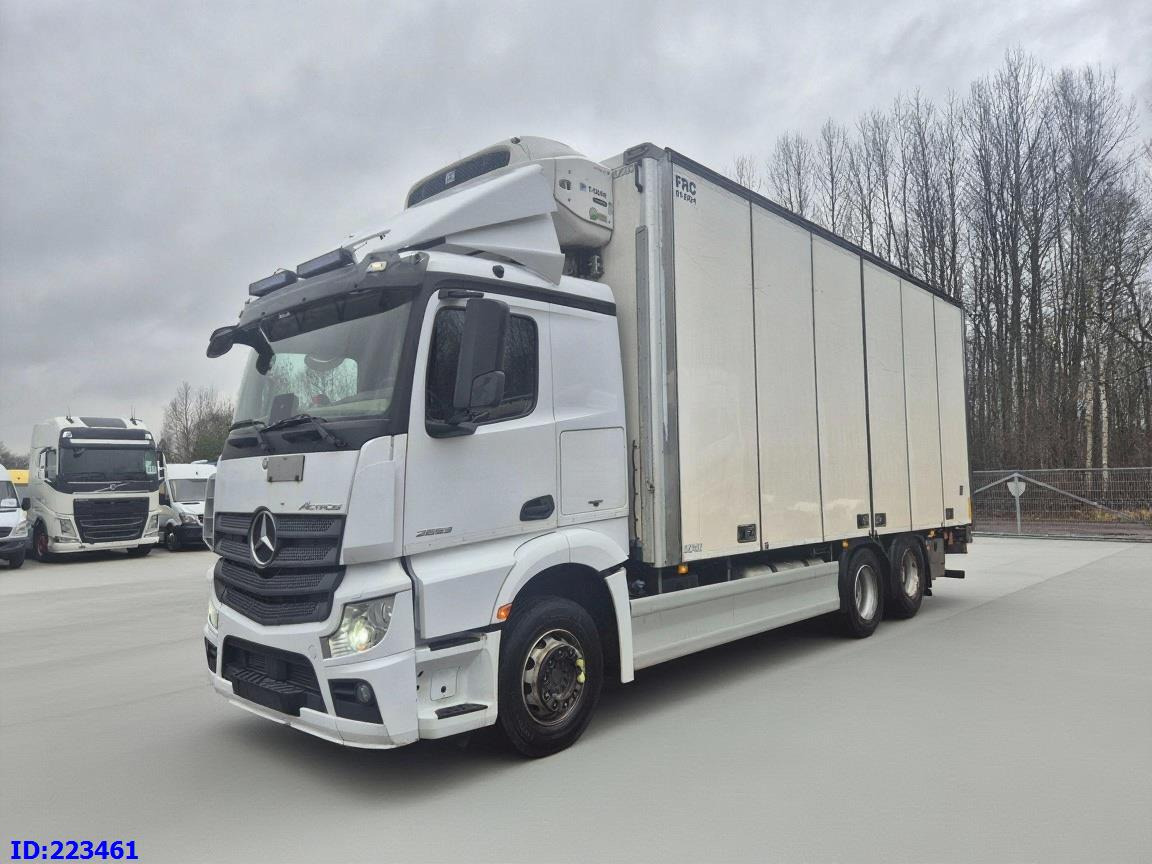 MERCEDES-BENZ Actros 2653 Thermoking 10 wheel - Refrigerator truck: picture 5 MERCEDES-BENZ Actros 2653 Thermoking 10 wheel - Refrigerator truck: picture 5