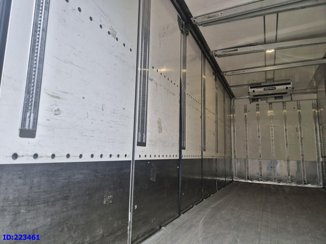 Refrigerator truck MERCEDES-BENZ Actros 2653 Thermoking 10 wheel: picture 13