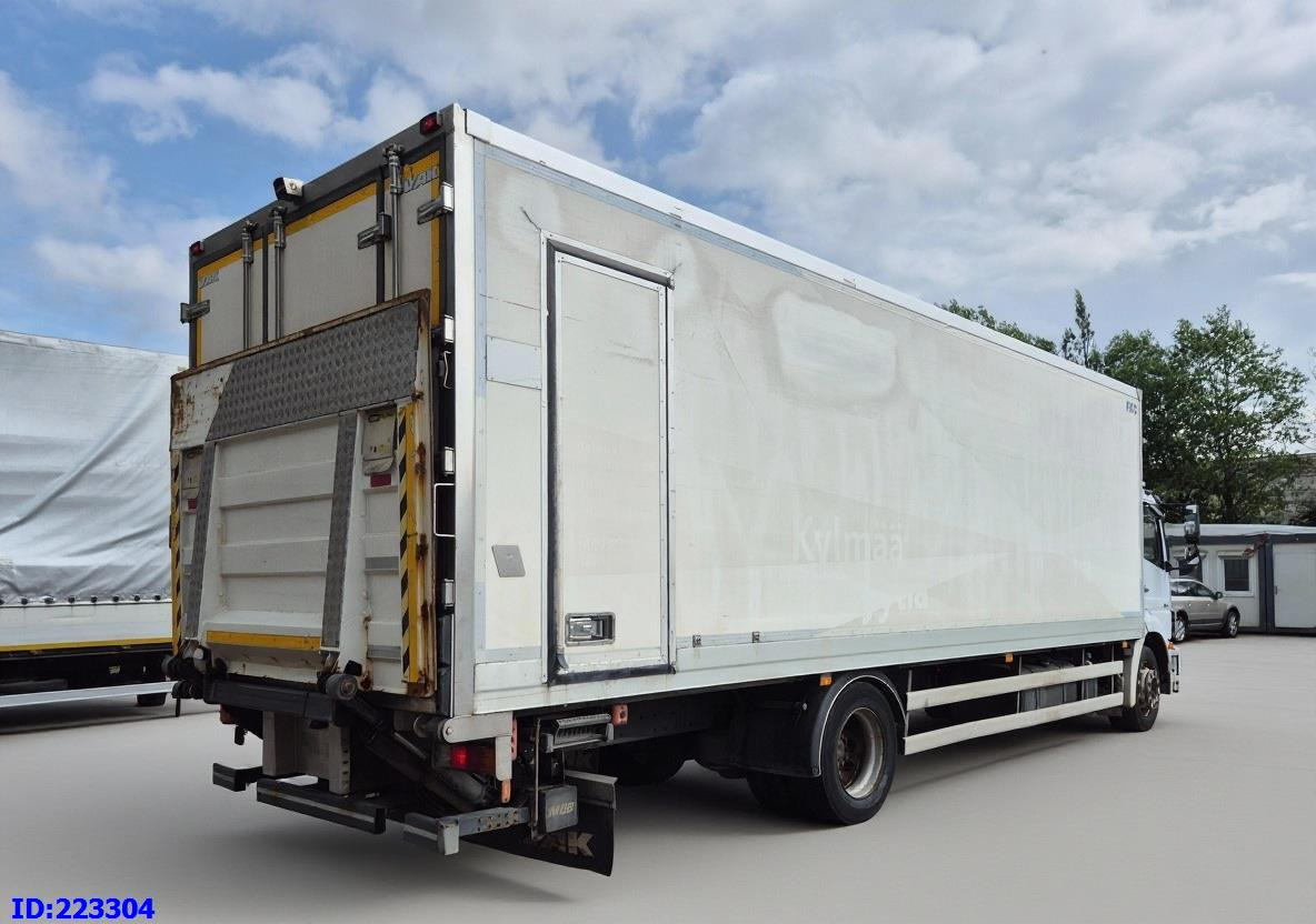 MERCEDES-BENZ Axor 1829 Euro5 - Refrigerator truck: picture 5 MERCEDES-BENZ Axor 1829 Euro5 - Refrigerator truck: picture 5