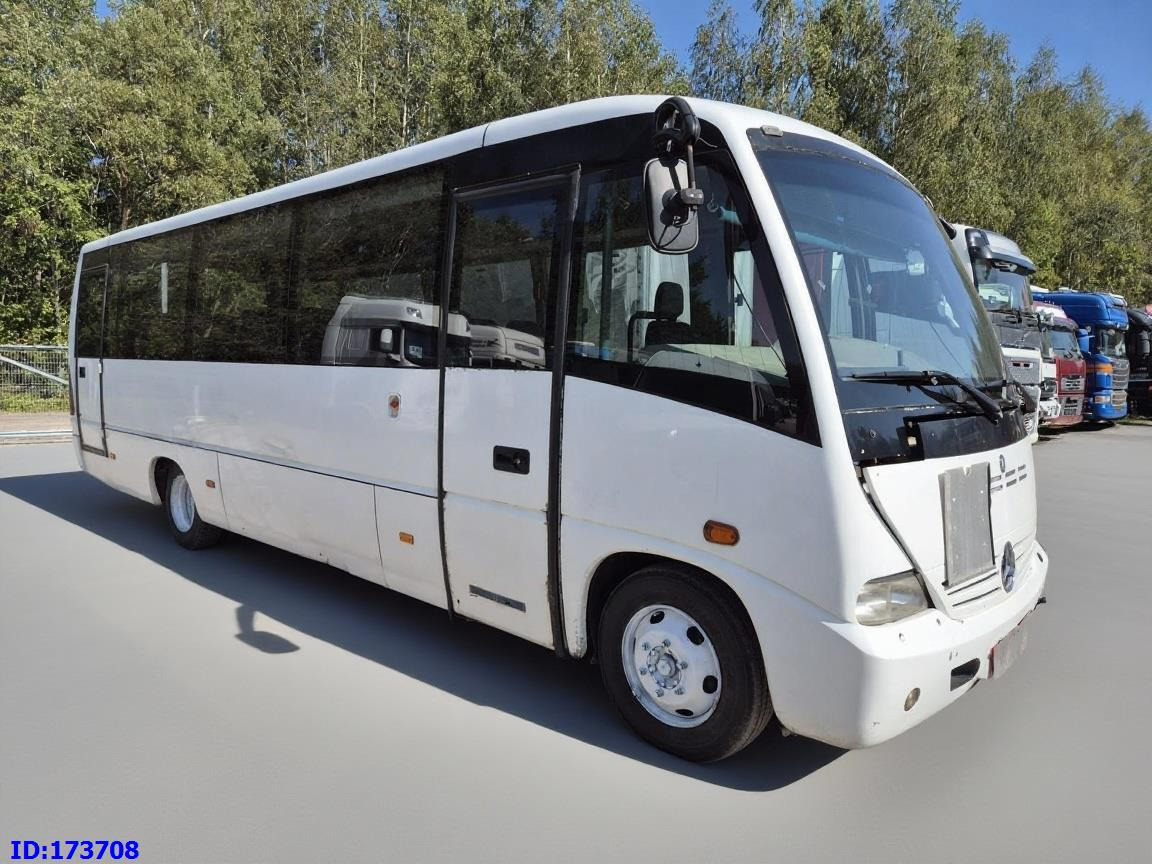 MERCEDES-BENZ Medio 30 Seat - Minibus, Coach: picture 4 MERCEDES-BENZ Medio 30 Seat - Minibus, Coach: picture 4