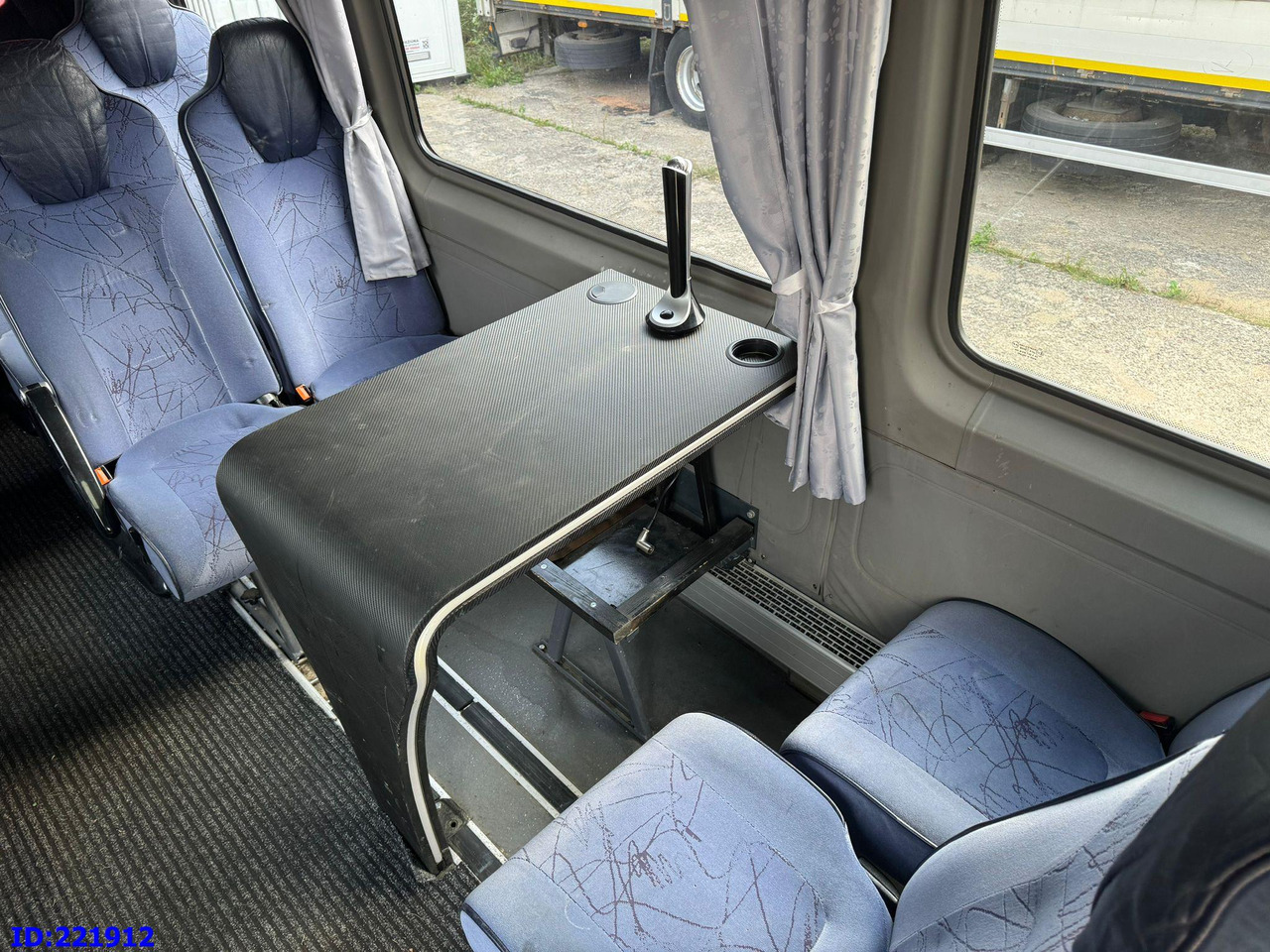 Minibus, Passenger van MERCEDES-BENZ Sprinter 518 VIP 17-Place: picture 16 Minibus, Passenger van MERCEDES-BENZ Sprinter 518 VIP 17-Place: picture 16