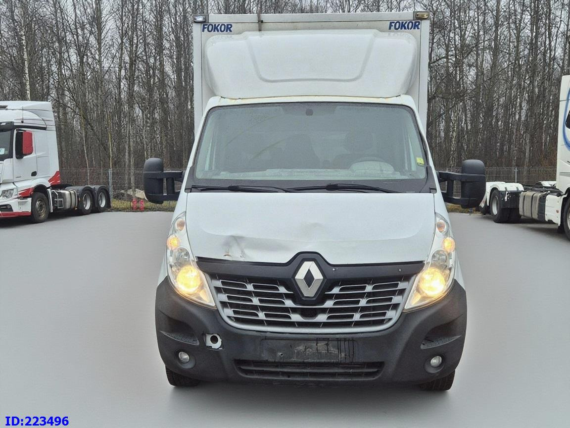 RENAULT Master - Isothermal truck: picture 2 RENAULT Master - Isothermal truck: picture 2