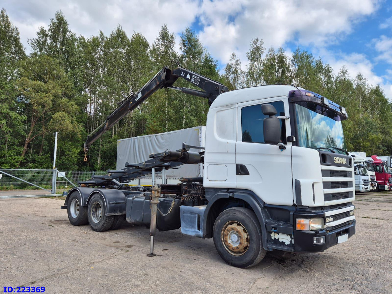 SCANIA R124 420 + Crane HIAB 140AW - Tipper: picture 4 SCANIA R124 420 + Crane HIAB 140AW - Tipper: picture 4