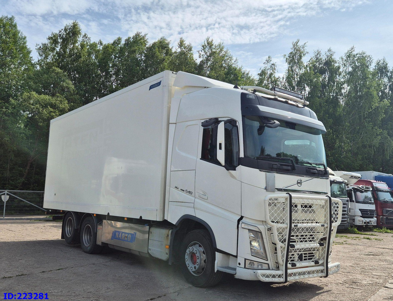 VOLVO FH13 540HP 6x2 (10 tyre) Euro6 - Isothermal truck: picture 4 VOLVO FH13 540HP 6x2 (10 tyre) Euro6 - Isothermal truck: picture 4