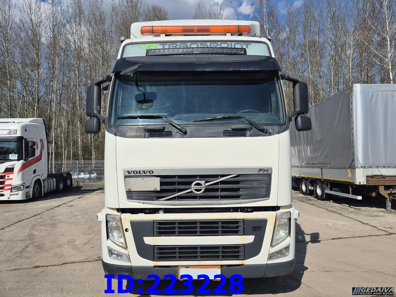 VOLVO FH13 540HP 8X4 Euro5 - Cab chassis truck: picture 2 VOLVO FH13 540HP 8X4 Euro5 - Cab chassis truck: picture 2