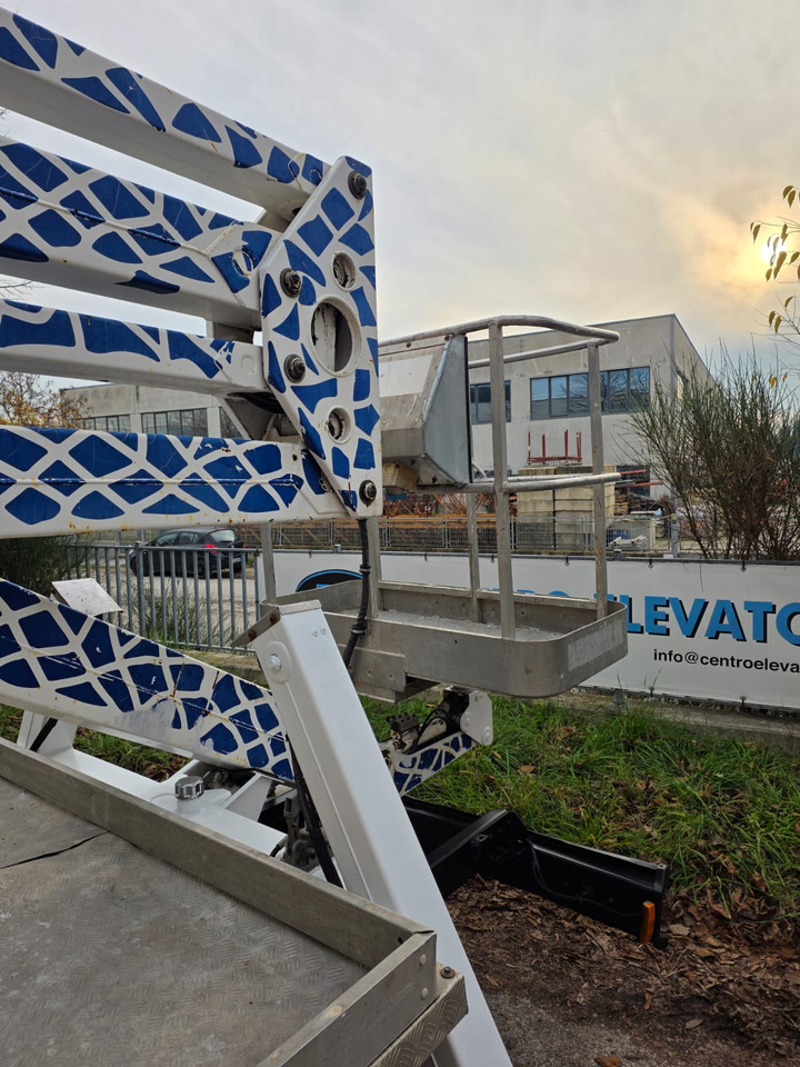 CTE Z 19 - Truck mounted aerial platform: picture 3 CTE Z 19 - Truck mounted aerial platform: picture 3