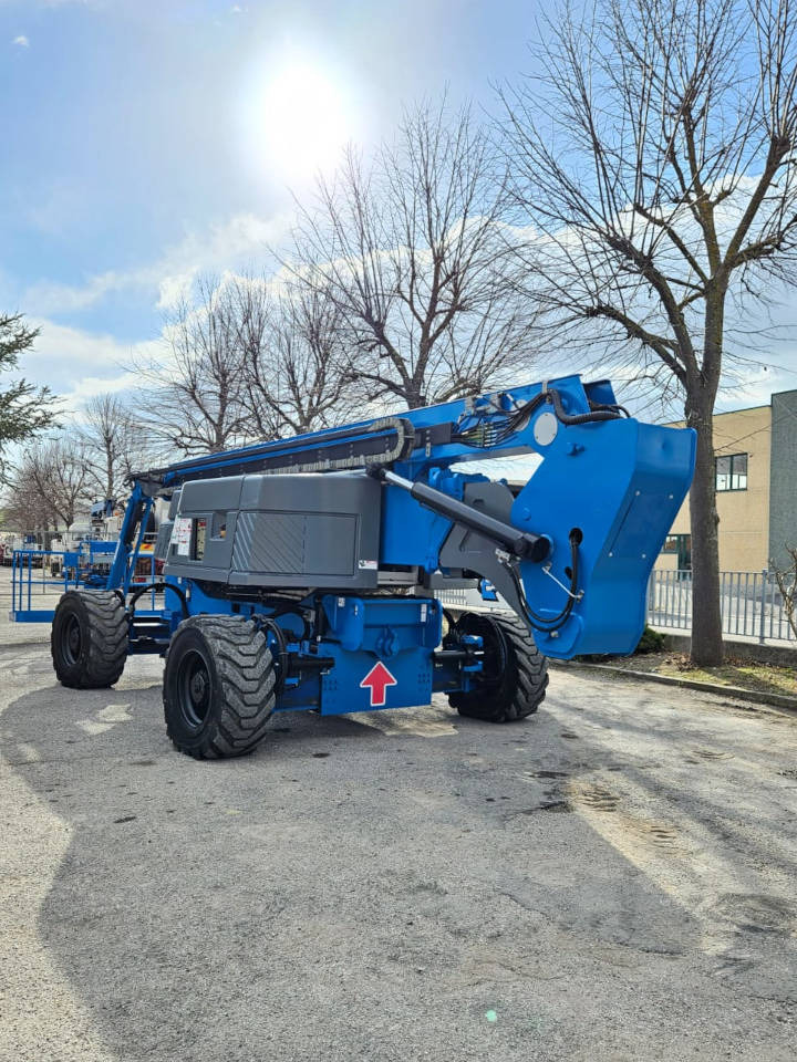 HAULOTTE HA 32 PX - Articulated boom: picture 2 HAULOTTE HA 32 PX - Articulated boom: picture 2