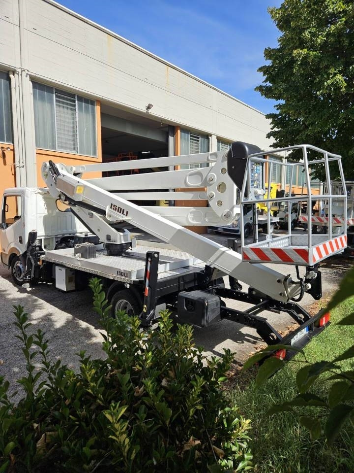 Isoli PNT 205 NH - Truck mounted aerial platform: picture 5 Isoli PNT 205 NH - Truck mounted aerial platform: picture 5