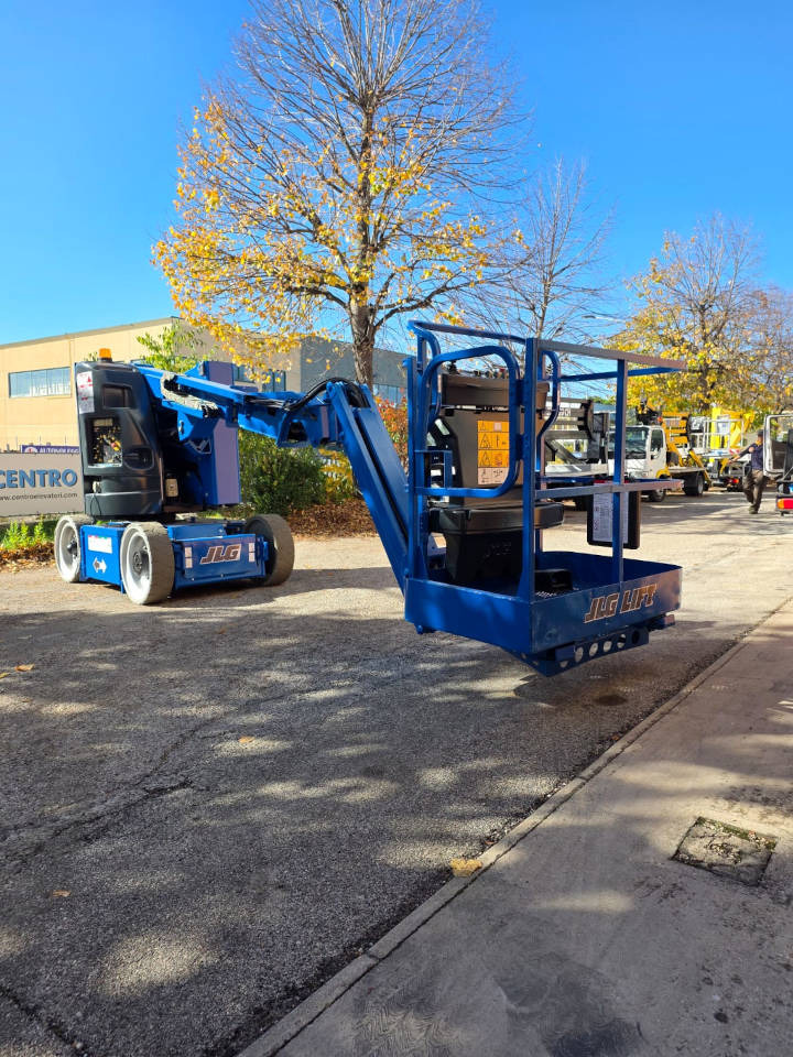 Articulated boom JLG E 300 AJP: picture 19 Articulated boom JLG E 300 AJP: picture 19