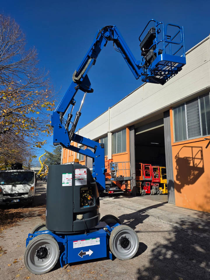 JLG E 300 AJP - Articulated boom: picture 5 JLG E 300 AJP - Articulated boom: picture 5