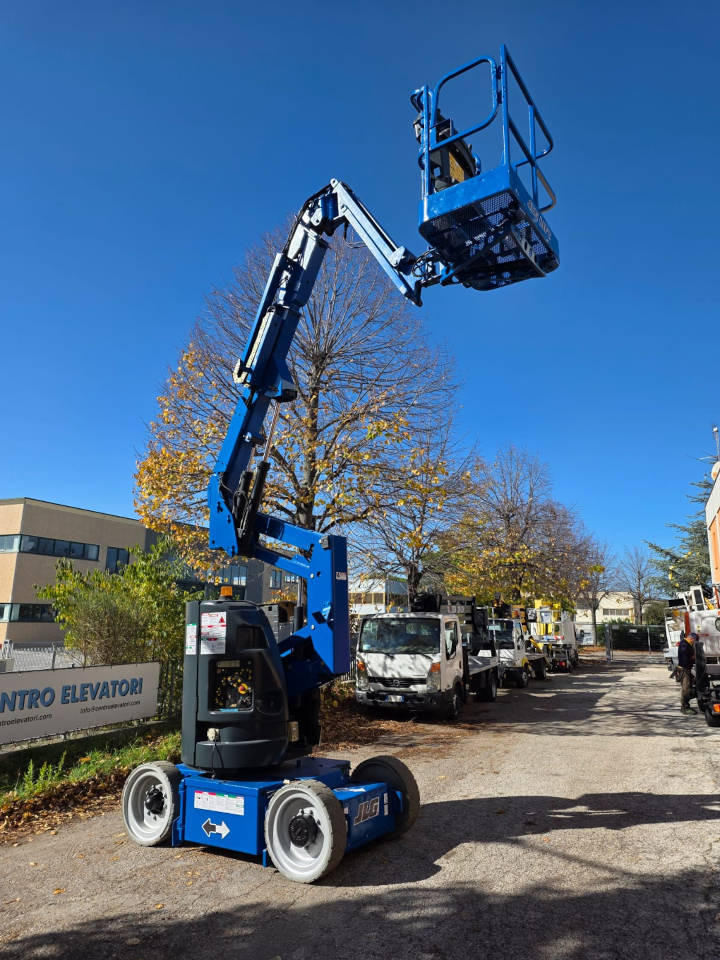 Articulated boom JLG E 300 AJP: picture 10 Articulated boom JLG E 300 AJP: picture 10