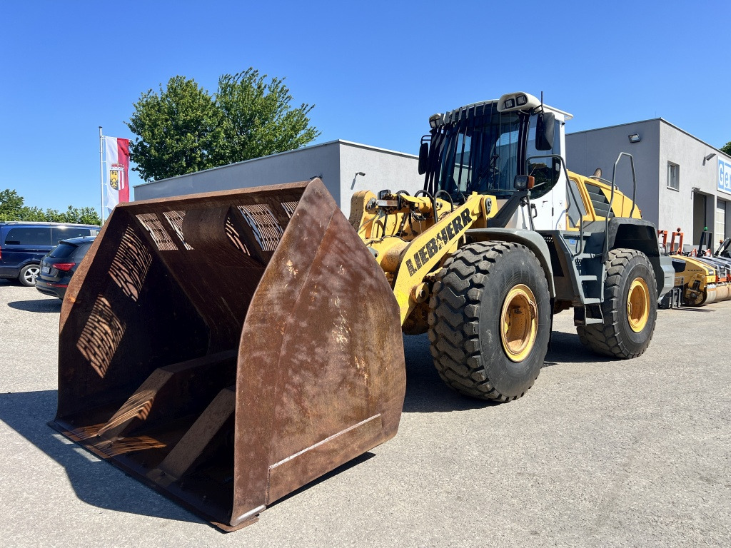 Liebherr L 556 (111583) - Wheel loader: picture 3 Liebherr L 556 (111583) - Wheel loader: picture 3