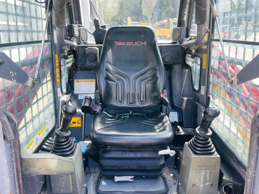 Takeuchi TL8 (4031) - Skid steer loader: picture 5 Takeuchi TL8 (4031) - Skid steer loader: picture 5