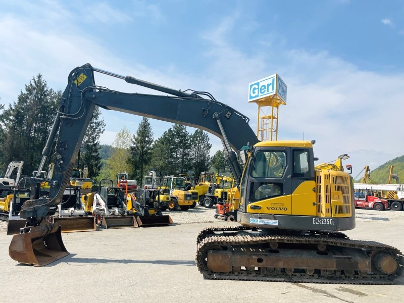 Volvo ECR235CL (3445) - Crawler excavator: picture 1 Volvo ECR235CL (3445) - Crawler excavator: picture 1