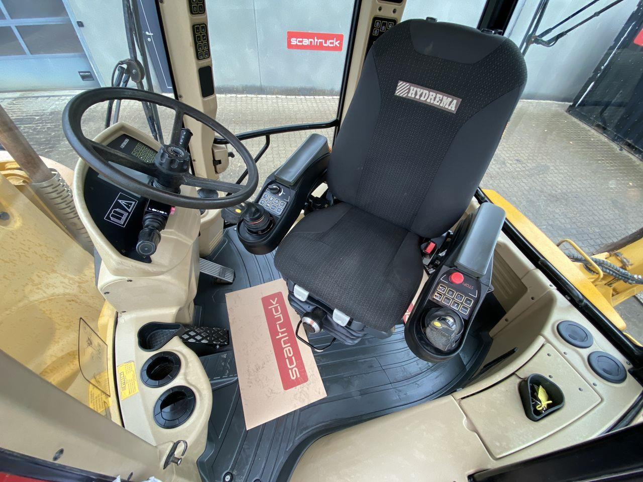 Hydrema 906E - Backhoe loader: picture 3 Hydrema 906E - Backhoe loader: picture 3