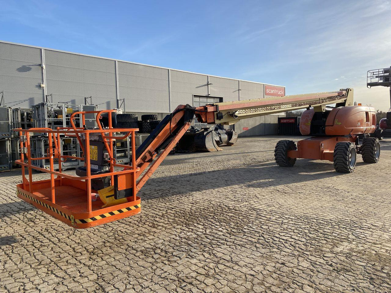 JLG 860SJ - Telescopic boom: picture 1 JLG 860SJ - Telescopic boom: picture 1