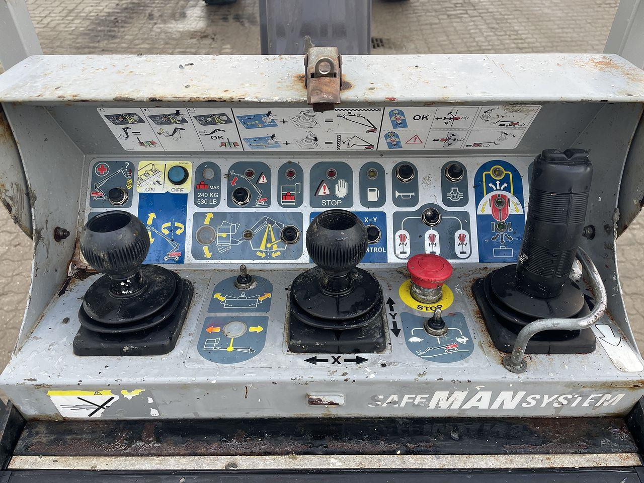 Manitou 260TJ - Articulated boom: picture 3 Manitou 260TJ - Articulated boom: picture 3