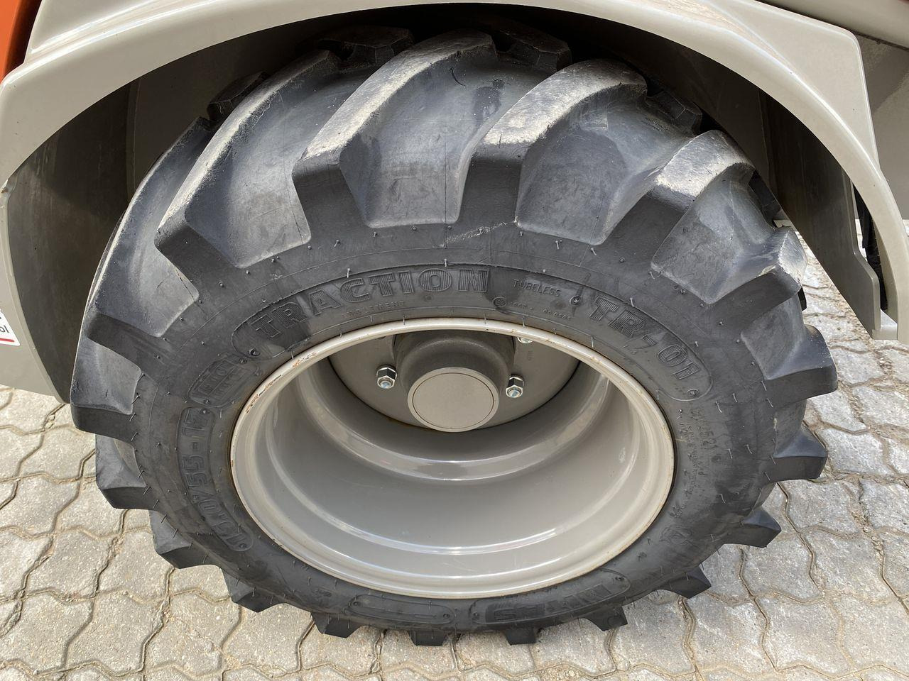 Compact loader Weycor AR320 Cab: picture 7 Compact loader Weycor AR320 Cab: picture 7