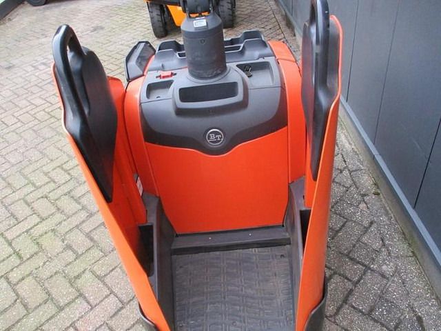 BT LPE 200 - Pallet truck: picture 3 BT LPE 200 - Pallet truck: picture 3
