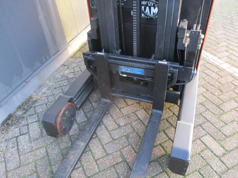 BT RRE120M - Reach truck: picture 5 BT RRE120M - Reach truck: picture 5
