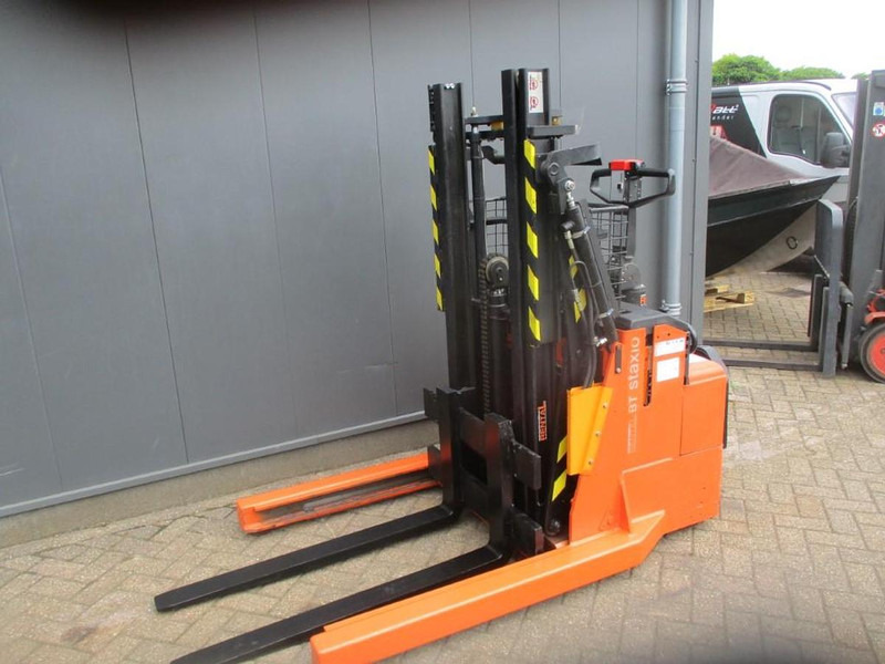 BT RWE 120 - Pallet truck: picture 2 BT RWE 120 - Pallet truck: picture 2