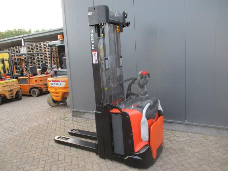 BT SPE 140L - Stacker: picture 2 BT SPE 140L - Stacker: picture 2