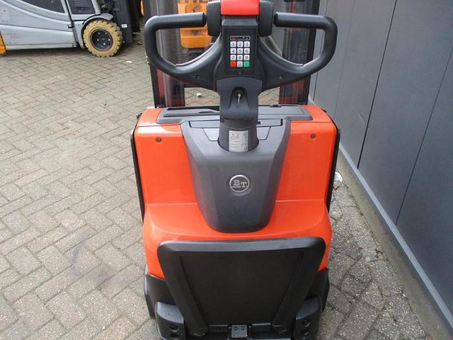 BT SWE 120 - Stacker: picture 2 BT SWE 120 - Stacker: picture 2